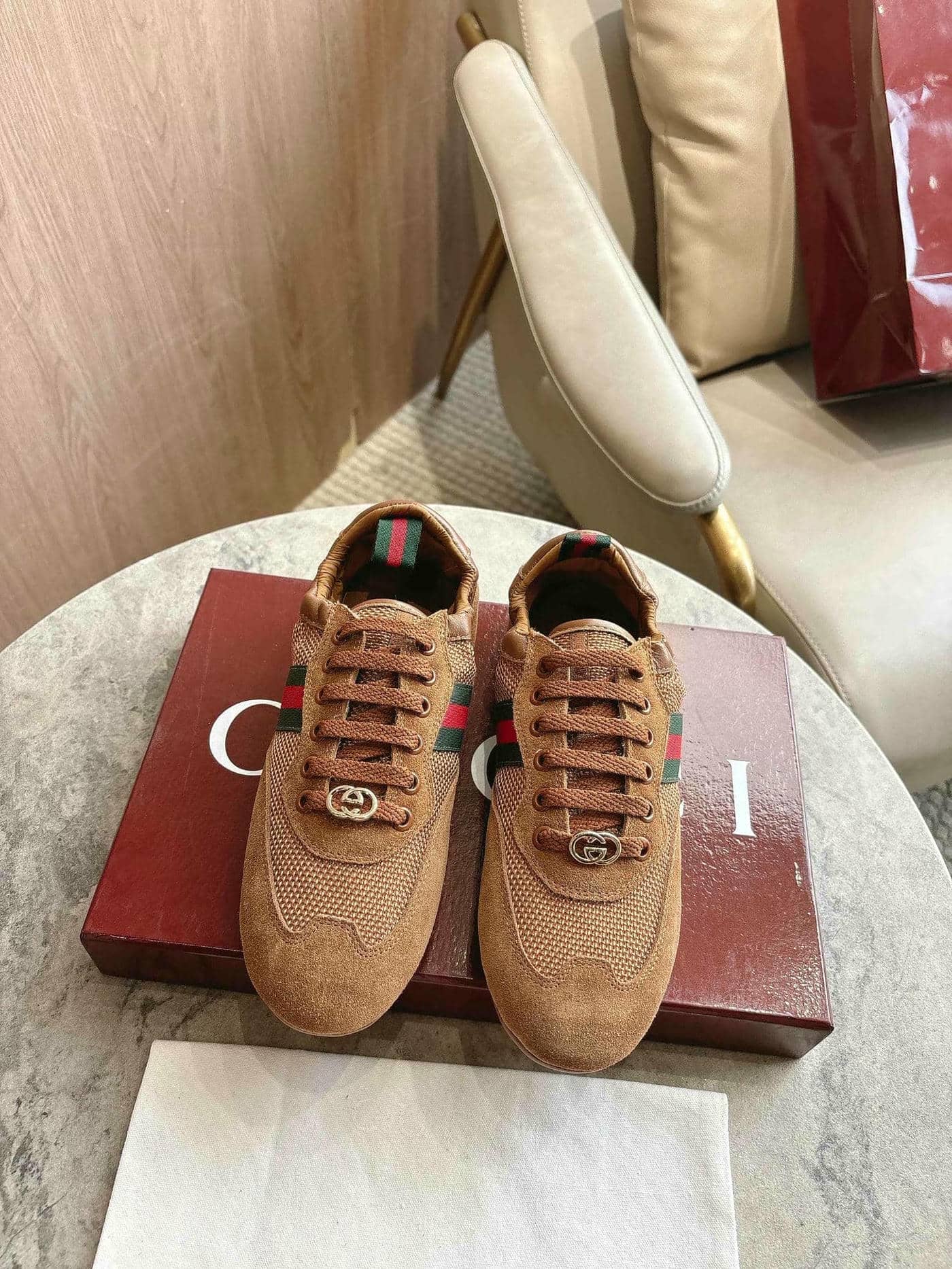 0012 Sneaker